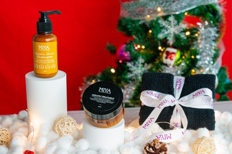 Miya Christmas Hamper Gift Set / Miya Hair Shampoo + Miya Hair treatment Gift Set
