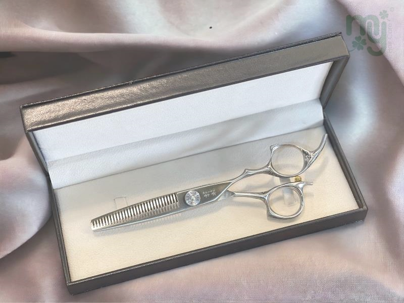 Japan Hairdressing Barber Salon Thinning Scissor - 6.0"
